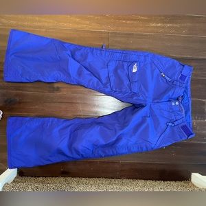 Warm, stylish ski pants